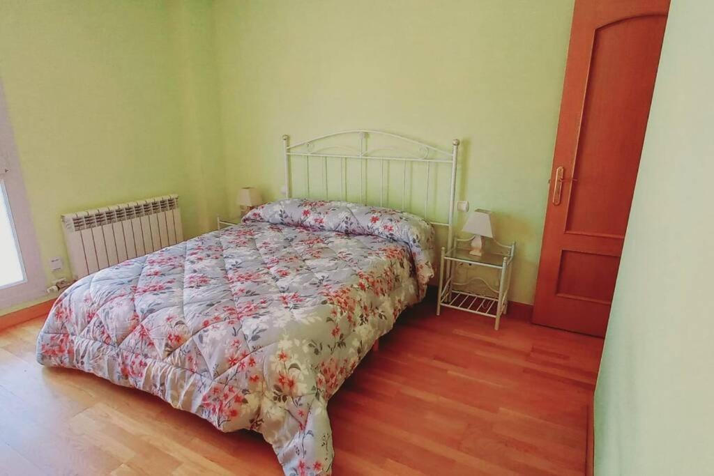 Apartamento Para 5 Personas Con Garaje A 10 Minutos De バリャドリド エクステリア 写真