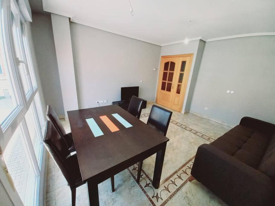 Apartamento Para 5 Personas Con Garaje A 10 Minutos De バリャドリド エクステリア 写真